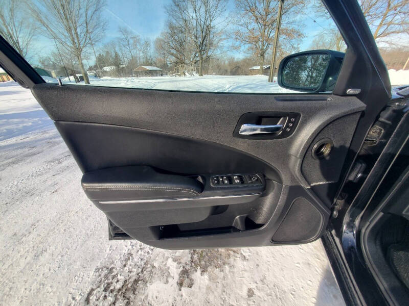 2013 Dodge Charger SXT