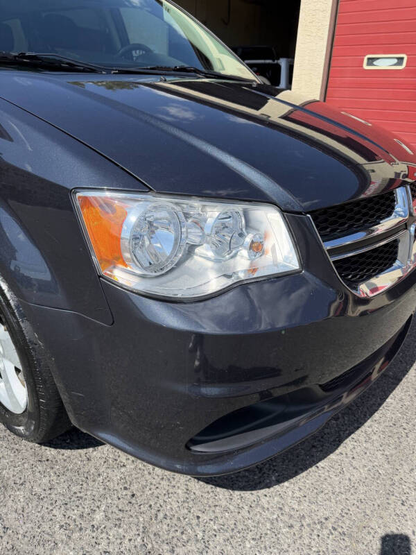 2013 Dodge Grand Caravan SE