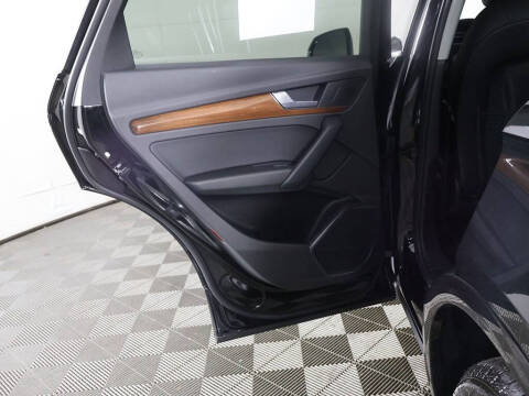 2023 Audi Q5 quattro Premium 40 TFSI