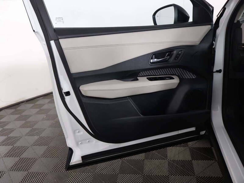 2023 Nissan Ariya Engage