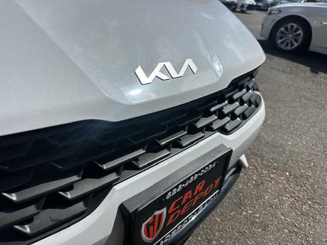 2022 Kia K5 LX