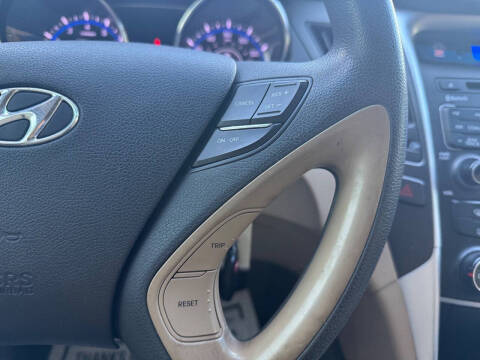 2011 Hyundai Sonata GLS