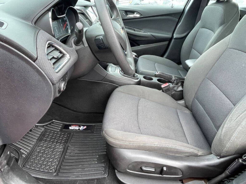 2017 Chevrolet Cruze LT Manual