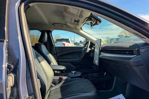 2021 Ford Mustang Mach-E Select