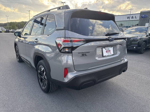 2025 Subaru Forester Premium