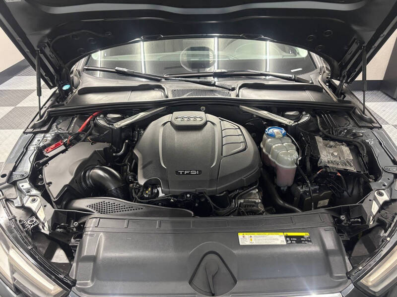 2017 Audi A4 2.0T quattro Premium