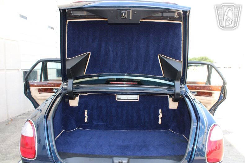 2000 Bentley Arnage Red Label