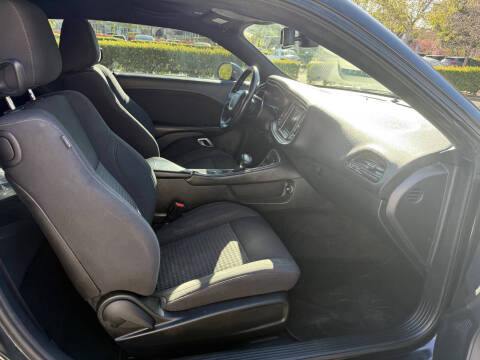 2018 Dodge Challenger SXT