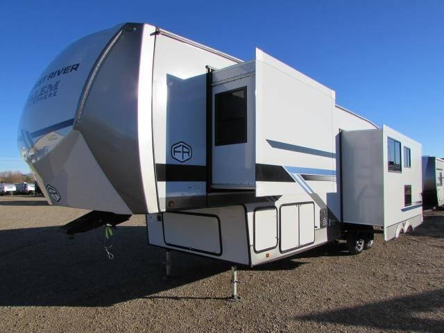 2025 Forest River F320 VIEW