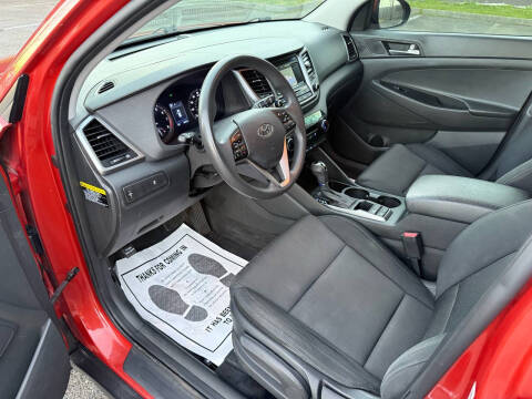 2016 Hyundai Tucson SE