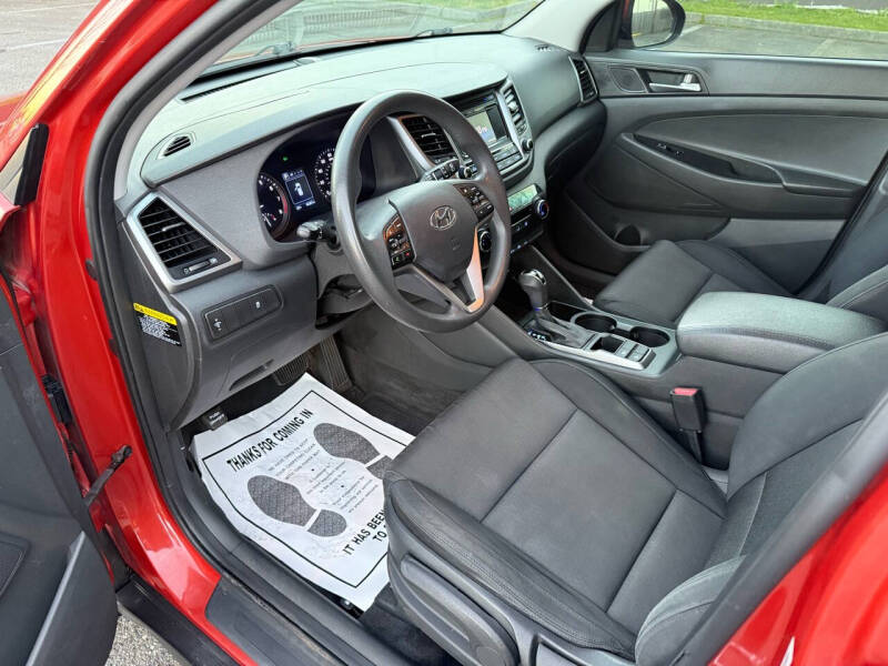2016 Hyundai Tucson SE