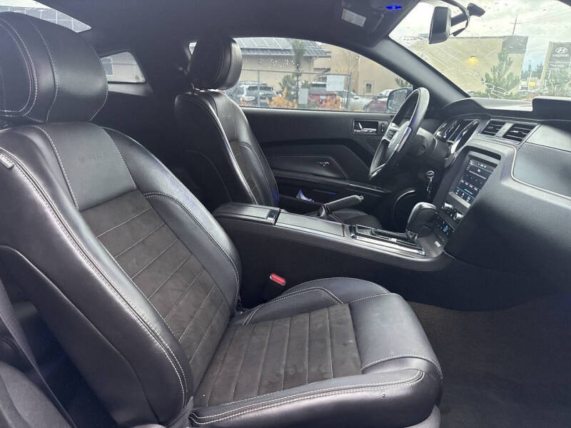 2013 Ford Mustang GT Premium