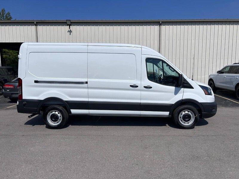 2025 Ford Transit 250