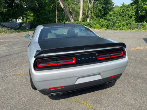 2022 Dodge Challenger
