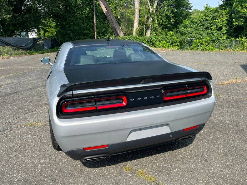 2022 Dodge Challenger