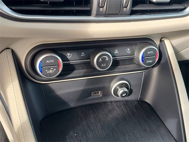 2021 Alfa Romeo Stelvio Sprint