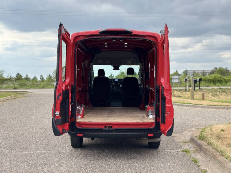 2023 Ford Transit 250