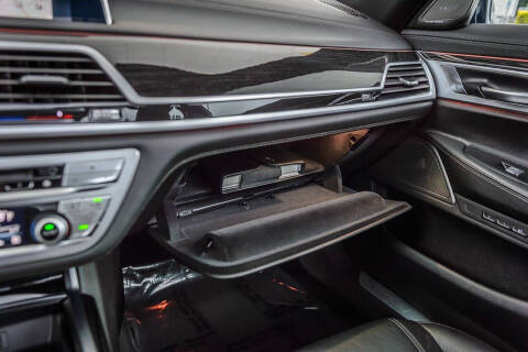 2019 BMW 7 Series 740i