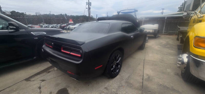 2023 Dodge Challenger SXT