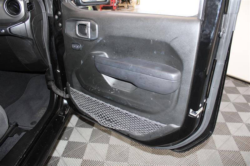 2022 Jeep Gladiator Sport S