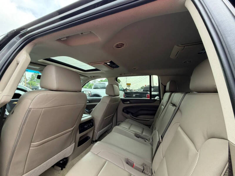 2017 Chevrolet Suburban LT