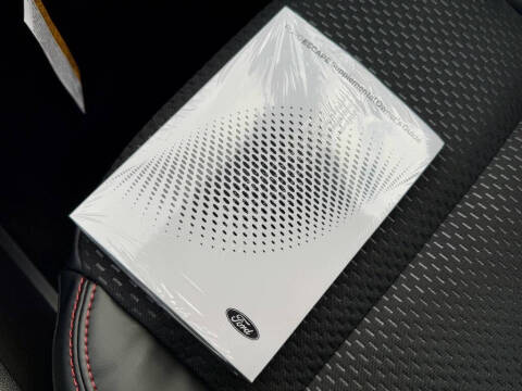 2025 Ford Escape Hybrid ST-Line Select