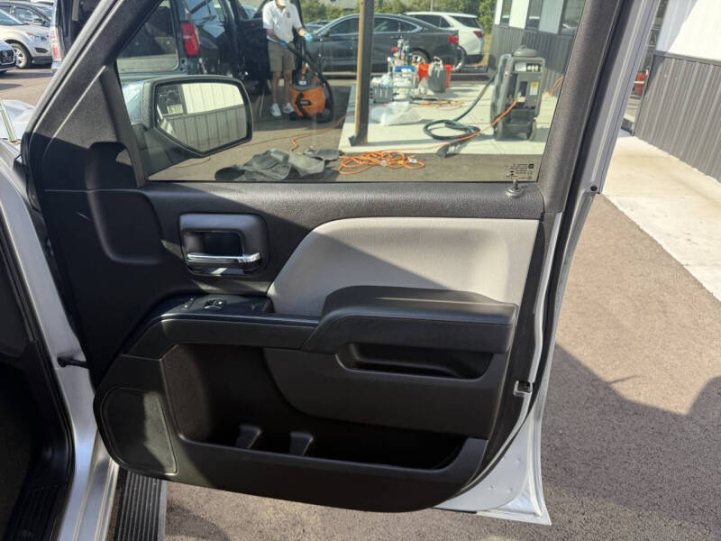 2016 Chevrolet Silverado 1500 Custom