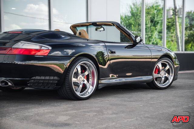 2004 Porsche 911 Carrera 4S