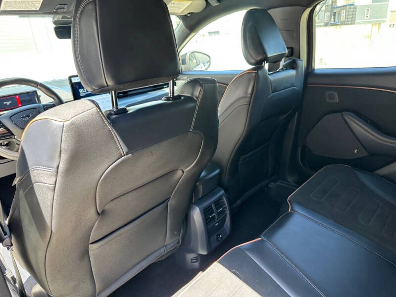 2021 Ford Mustang Mach-E GT