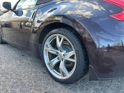 2010 Nissan 370Z Roadster Touring