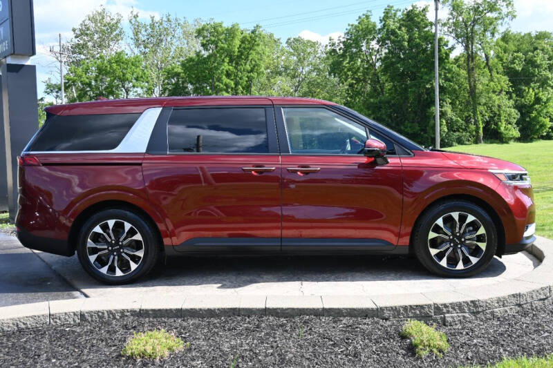 2022 Kia Carnival EX