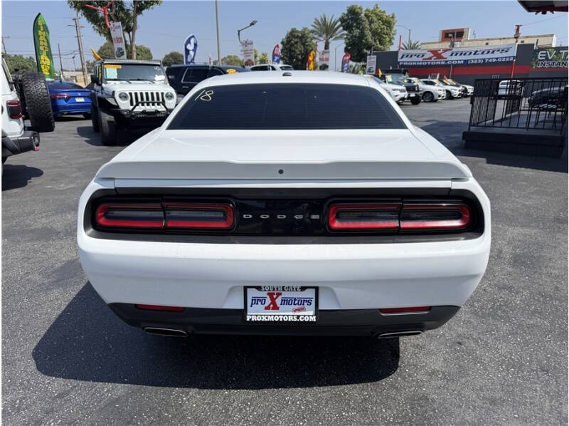 2019 Dodge Challenger SXT