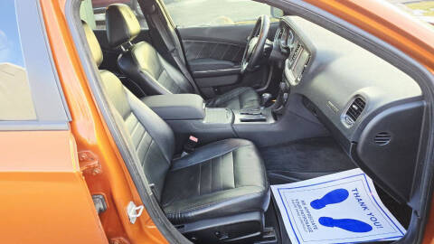 2011 Dodge Charger R/T Max