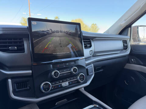 2023 Ford Expedition MAX XLT