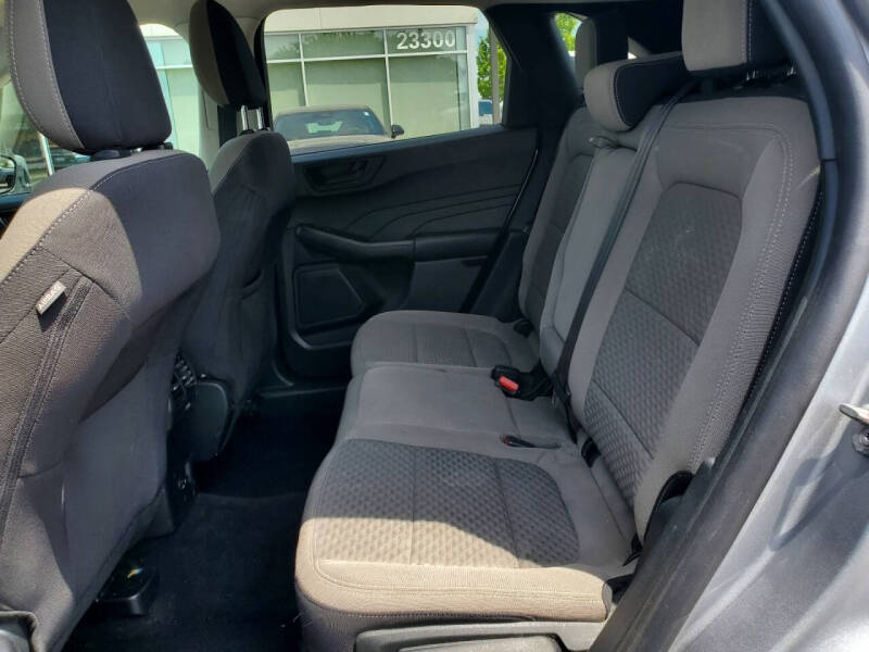 2022 Ford Escape SE