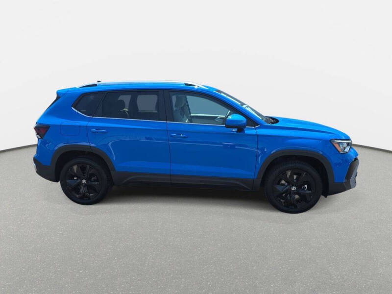 2026 Volkswagen Taos SE
