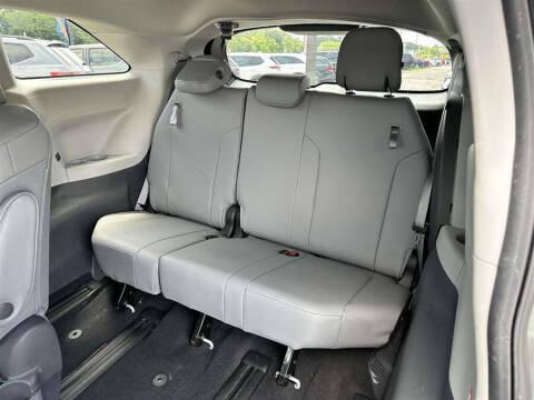 2021 Toyota Sienna XLE 7-Passenger