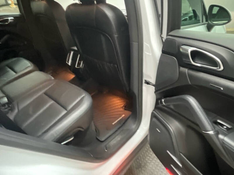 2014 Porsche Cayenne
