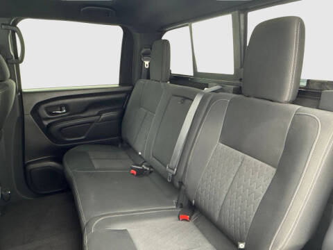 2018 Nissan Titan SV
