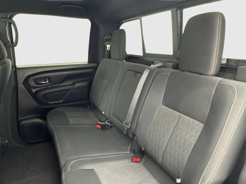 2018 Nissan Titan SV