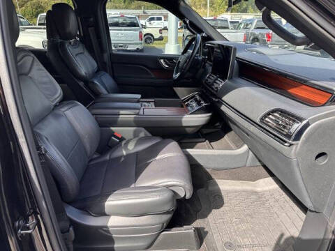 2023 Lincoln Navigator L Reserve