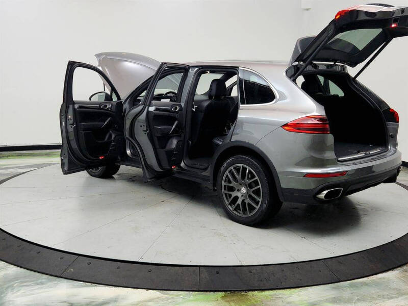 2016 Porsche Cayenne