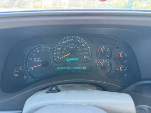 2004 Cadillac Escalade