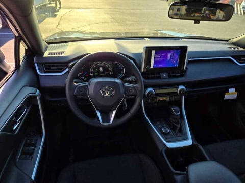 2024 Toyota RAV4 Prime SE