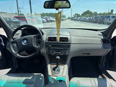 2004 BMW X3 2.5i