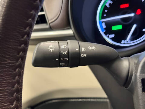 2023 Toyota Sienna Platinum 7-Passenger