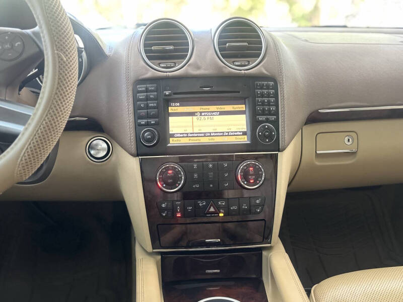 2010 Mercedes-Benz GL-Class GL 550 4MATIC