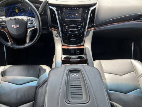 2019 Cadillac Escalade Luxury