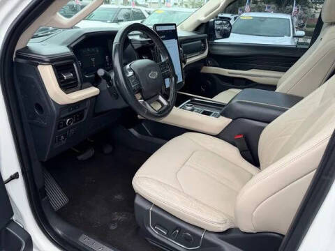 2023 Ford Expedition Platinum