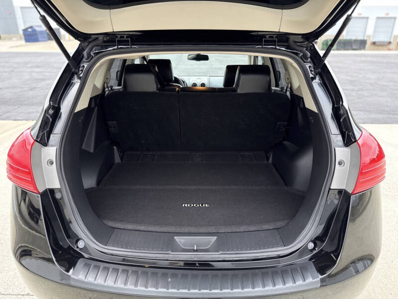 2013 Nissan Rogue SV w/SL Package
